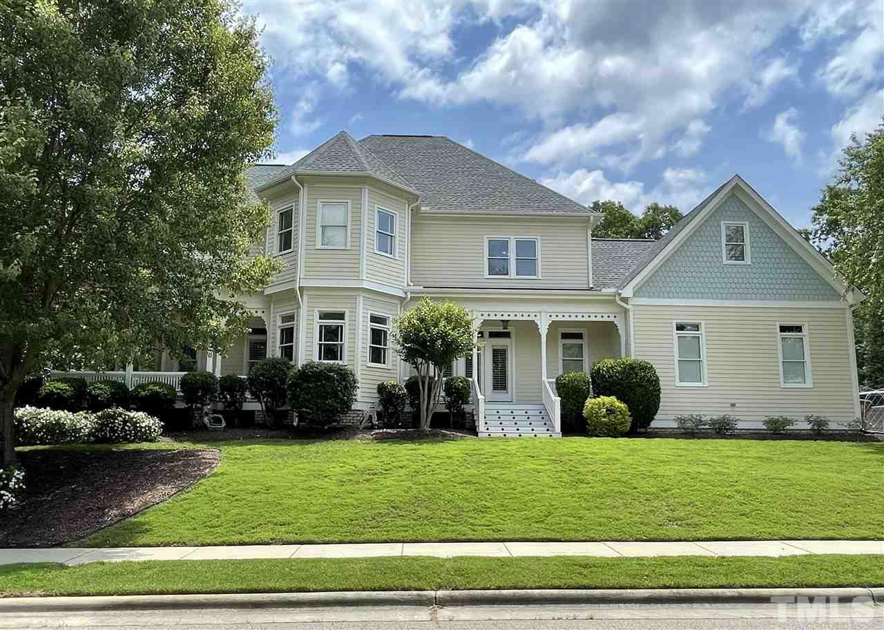 4902 Sears Farm Road Cary, NC 27519 - Photo 2 of 30