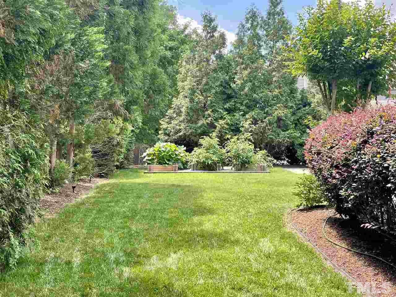 4902 Sears Farm Road Cary, NC 27519 - Photo 4 of 30