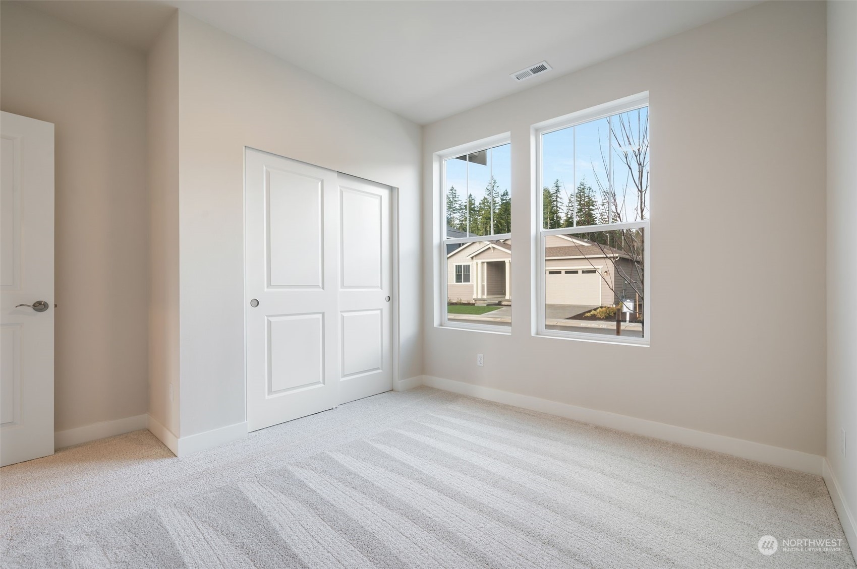 5527 Kinross Rd Port Orchard Southwest, Unit 110 Port Orchard, WA 98367 - Photo 12 of 40 Gallery Image 12