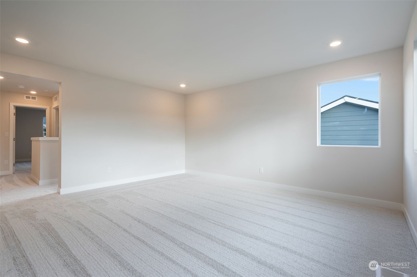 5527 Kinross Rd Port Orchard Southwest, Unit 110 Port Orchard, WA 98367 - Photo 16 of 40 Gallery Image 16