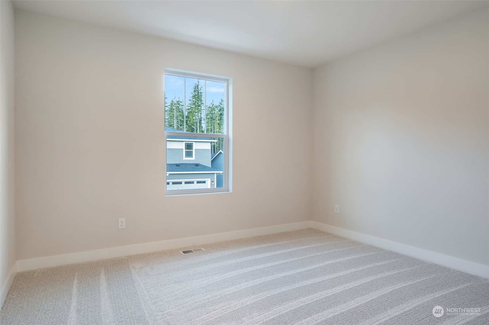 5527 Kinross Rd Port Orchard Southwest, Unit 110 Port Orchard, WA 98367 - Photo 19 of 40 Gallery Image 19