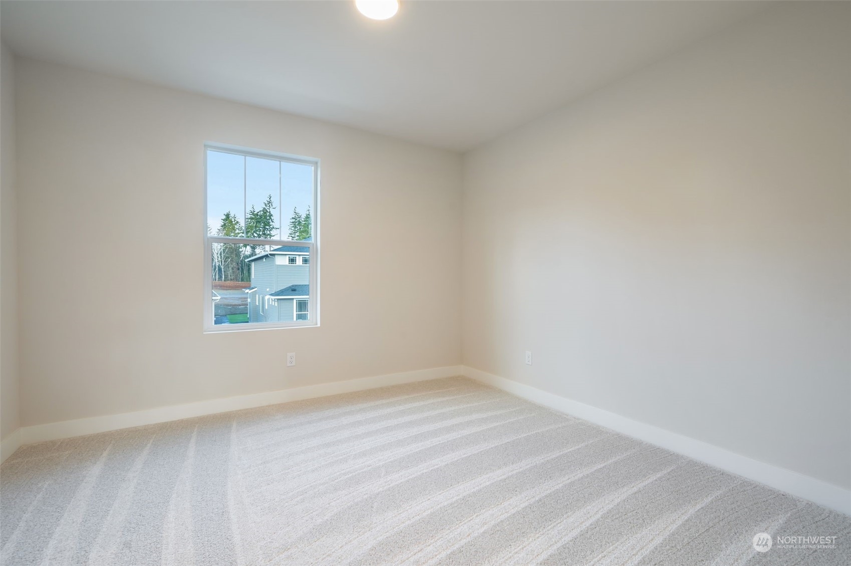 5527 Kinross Rd Port Orchard Southwest, Unit 110 Port Orchard, WA 98367 - Photo 24 of 40 Gallery Image 24