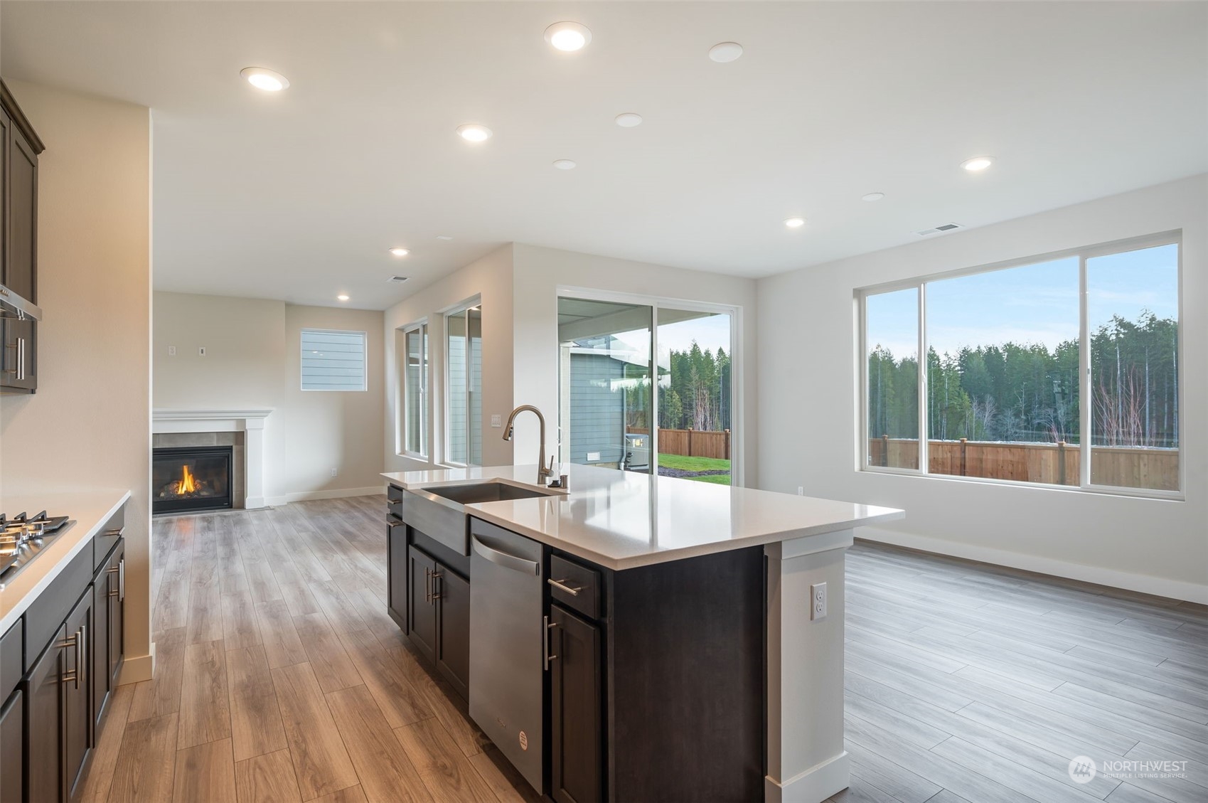 5527 Kinross Rd Port Orchard Southwest, Unit 110 Port Orchard, WA 98367 - Photo 6 of 40 Gallery Image 6
