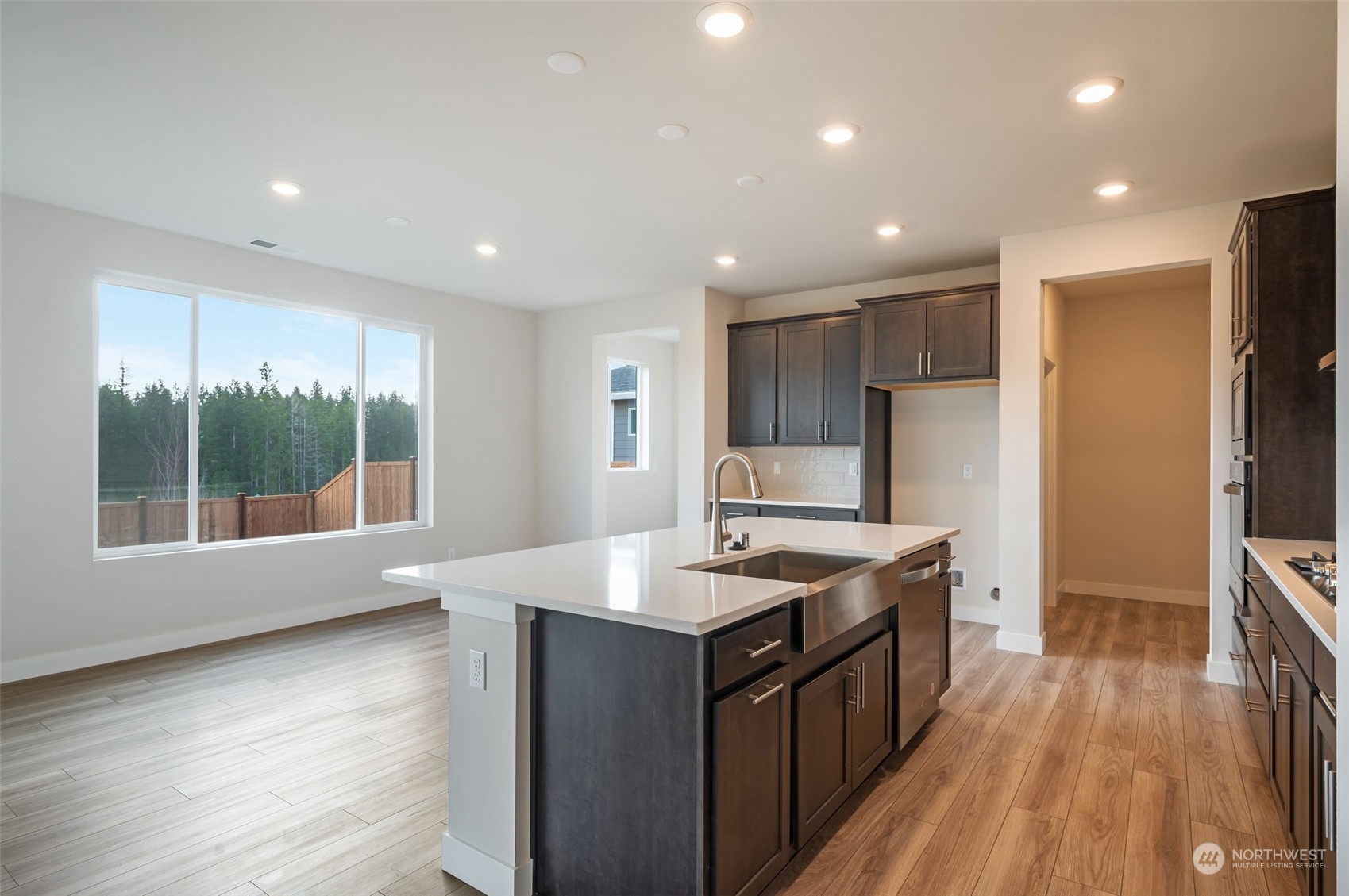 5527 Kinross Rd Port Orchard Southwest, Unit 110 Port Orchard, WA 98367 - Photo 7 of 40 Gallery Image 7