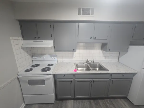 $985 | 2653 Westover Avenue Southwest, Unit 11, Roanoke, VA 24015