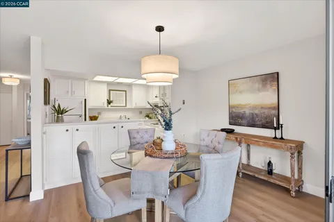$578,800 | 3410 Tice Creek Drive, Unit 2, Walnut Creek, CA 94595