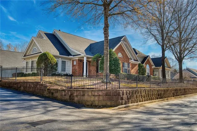$440,000 | 2917 Oakside Circle, Alpharetta, GA 30004