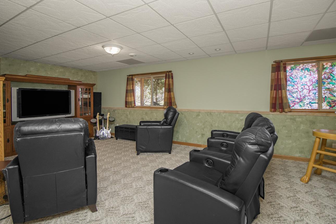 10341 Fox Run Road Woodbury, MN 55129 - Photo 14 of 20