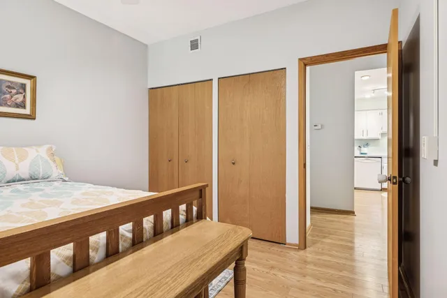 $234,900 | 2265 Youngman Avenue West, Unit 403E, St. Paul, MN 55116