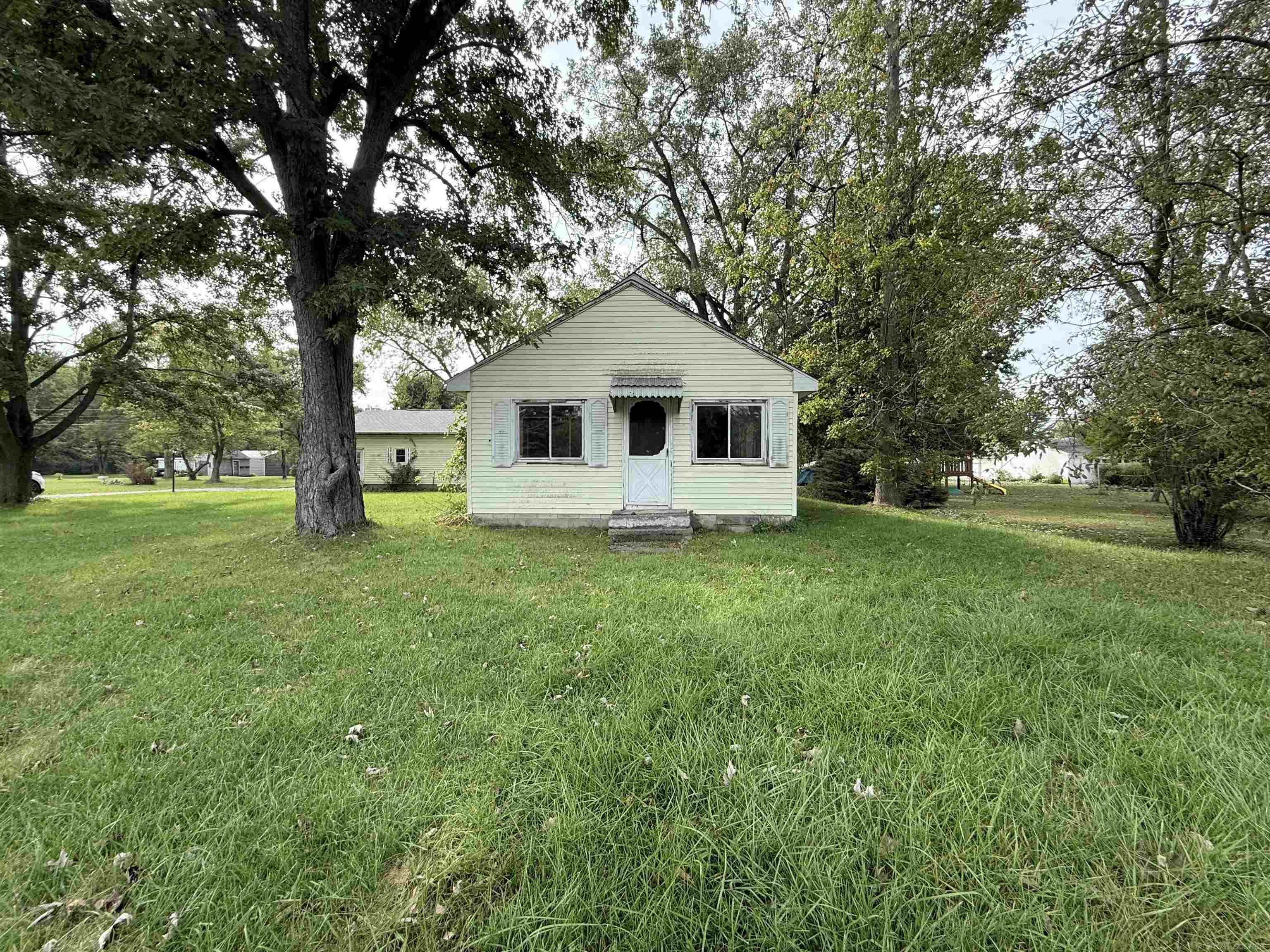 1895 Range Road Smiths Creek, MI 48074 - Photo 1 of 9 50189784-92754b1e-950b-452d-a7db-cbb3700689ee.JPG