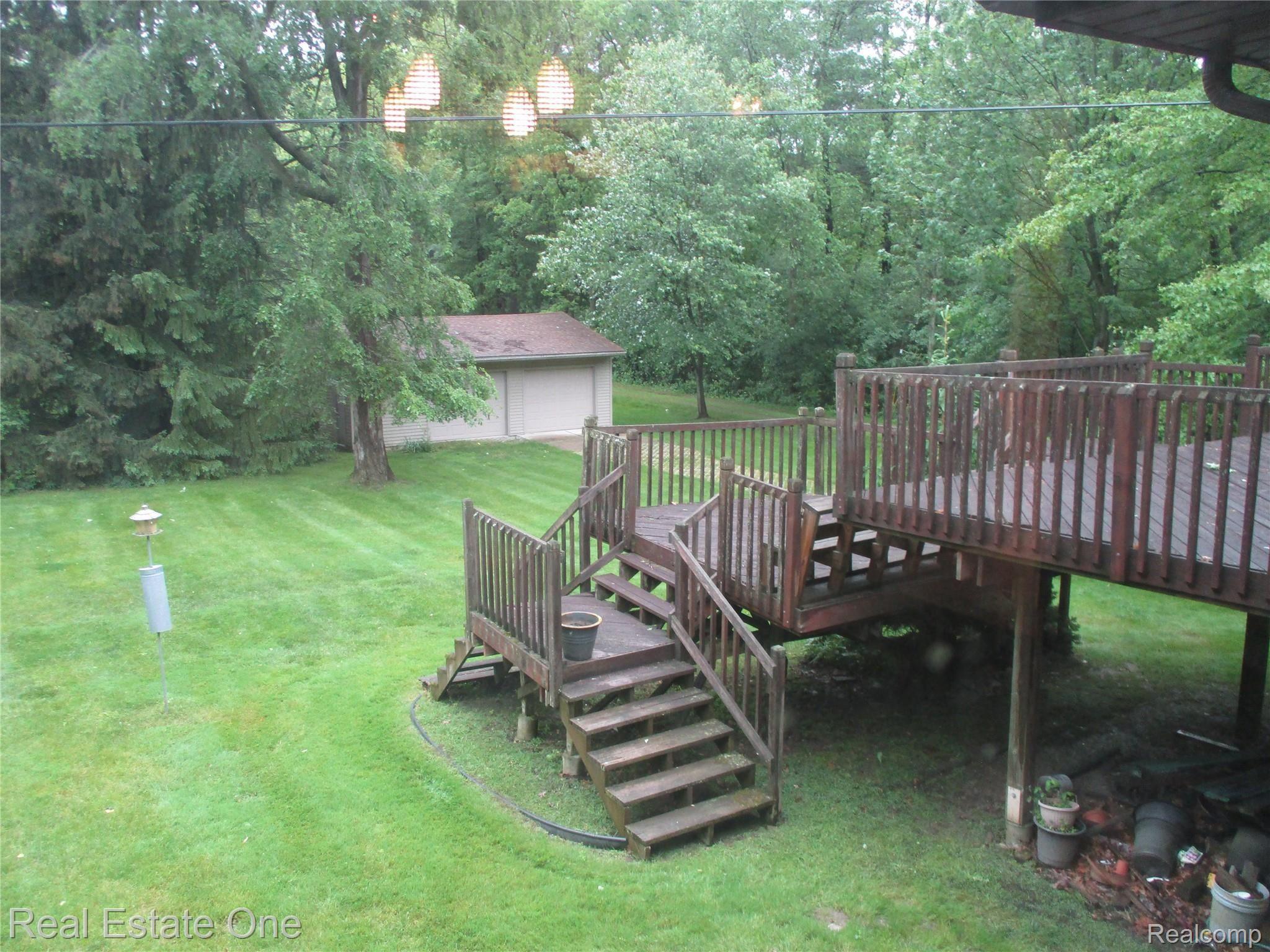 28642 Rollcrest Road Farmington, MI 48334 - Photo 50 of 53 IMG_3928.JPG