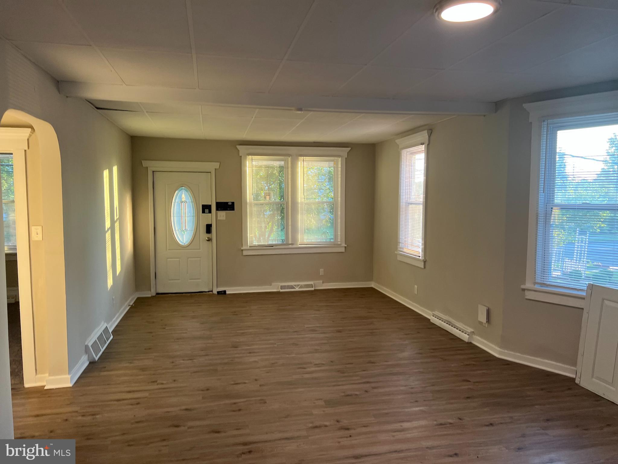 121 South Chester Avenue Riverside, NJ 08075 - Photo 10 of 28
