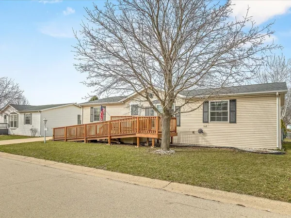 $83,000 | 5410 Autumnash Lane, Machesney Park, IL 61115