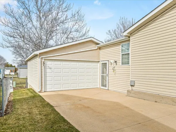 $83,000 | 5410 Autumnash Lane, Machesney Park, IL 61115