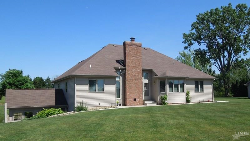 16209 Viberg Road Leo, IN 46765 - Photo 2 of 30