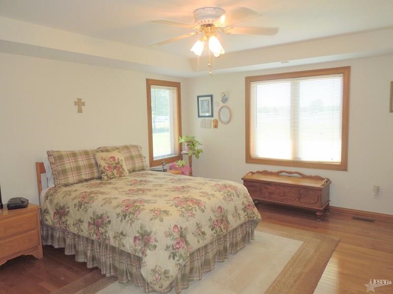 16209 Viberg Road Leo, IN 46765 - Photo 12 of 30