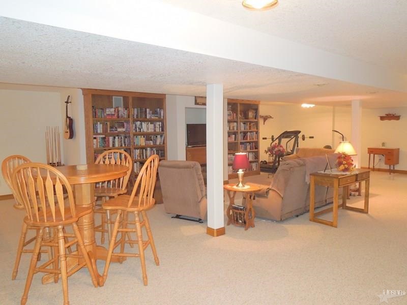 16209 Viberg Road Leo, IN 46765 - Photo 20 of 30