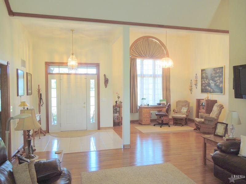 16209 Viberg Road Leo, IN 46765 - Photo 4 of 30
