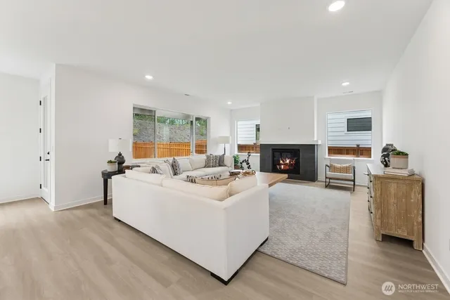 $779,900 | 20410 154th Street East, Unit 2, Bonney Lake, WA 98391