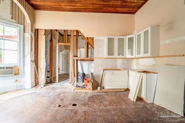 $495,000 | 400 West Gregory Street, Pensacola, FL 32502