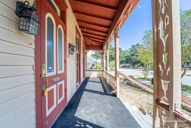 $495,000 | 400 West Gregory Street, Pensacola, FL 32502