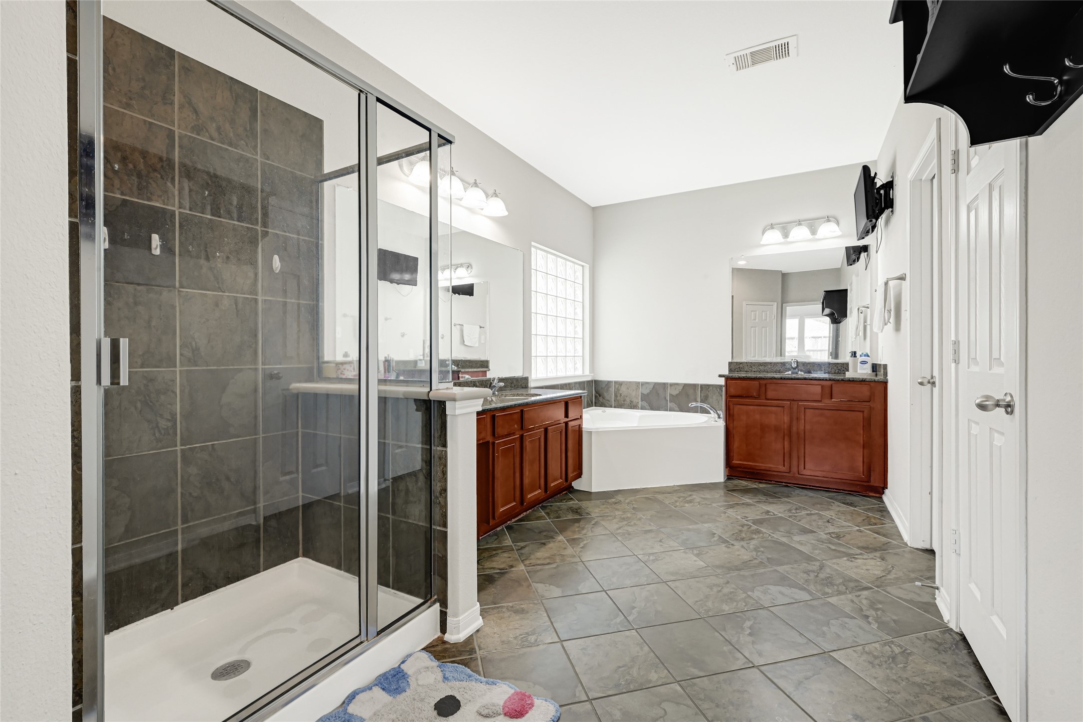 3518 Dripping Point Lane Katy, TX 77494 - Photo 13 of 23