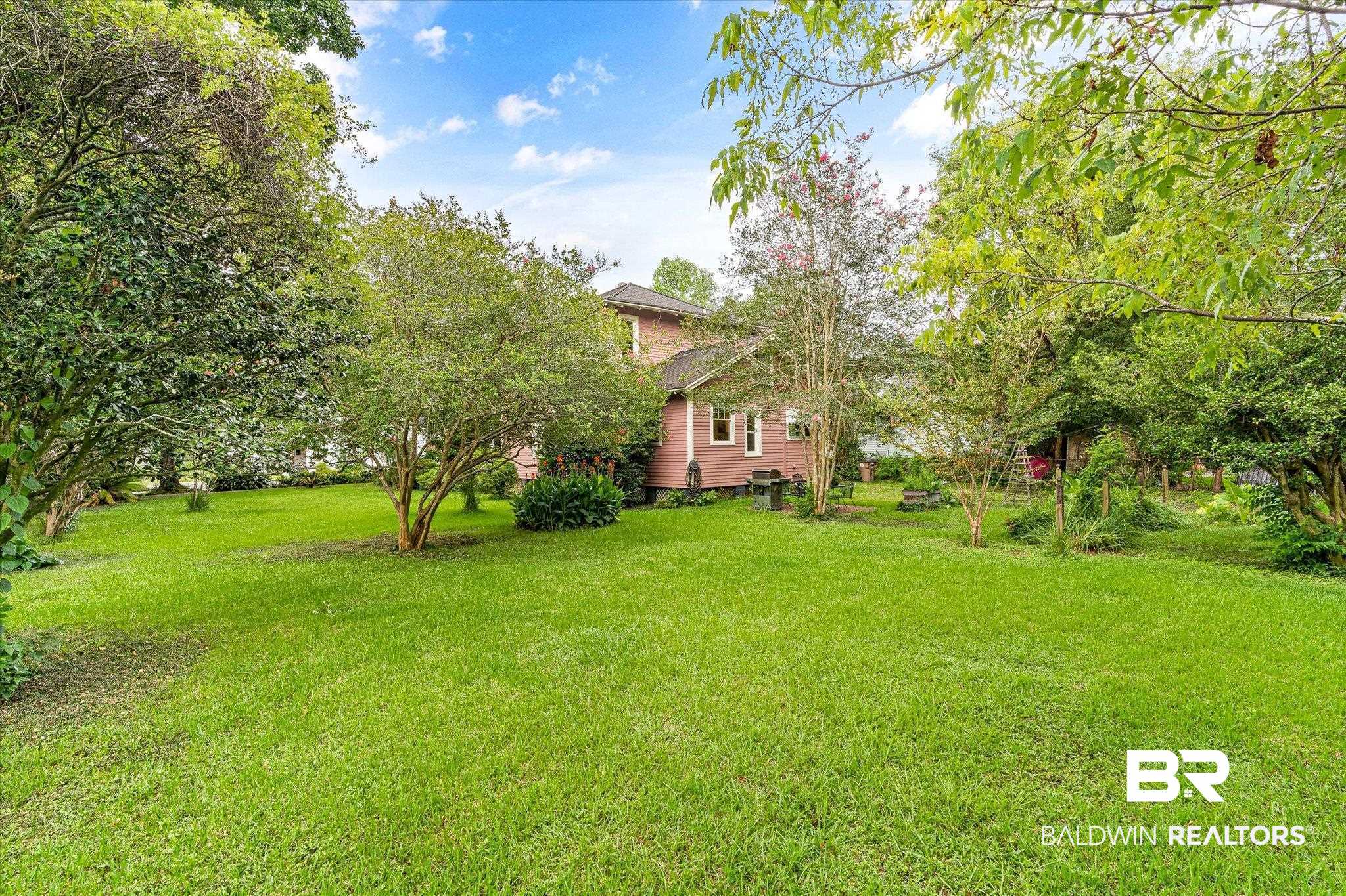 160 Houston Street Mobile, AL 36606 - Photo 33 of 36