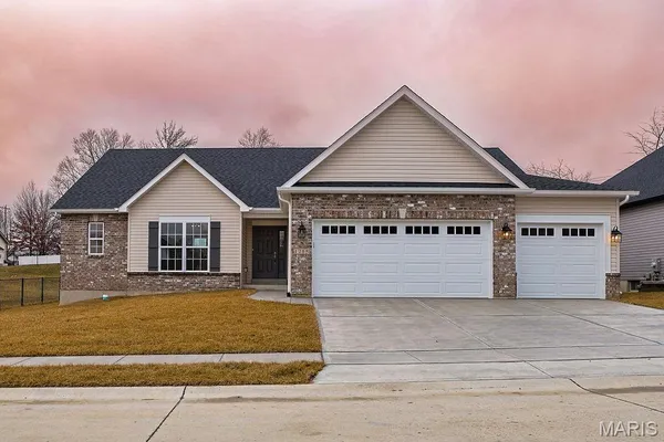 $617,000 | 510 Old State Road, Ballwin, MO 63021