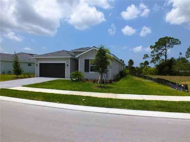 $2,600 | 19125 Moscato Court, Venice, FL 34293