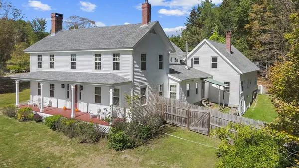 $829,900 | 447 Center Road, Hillsborough, NH 03244