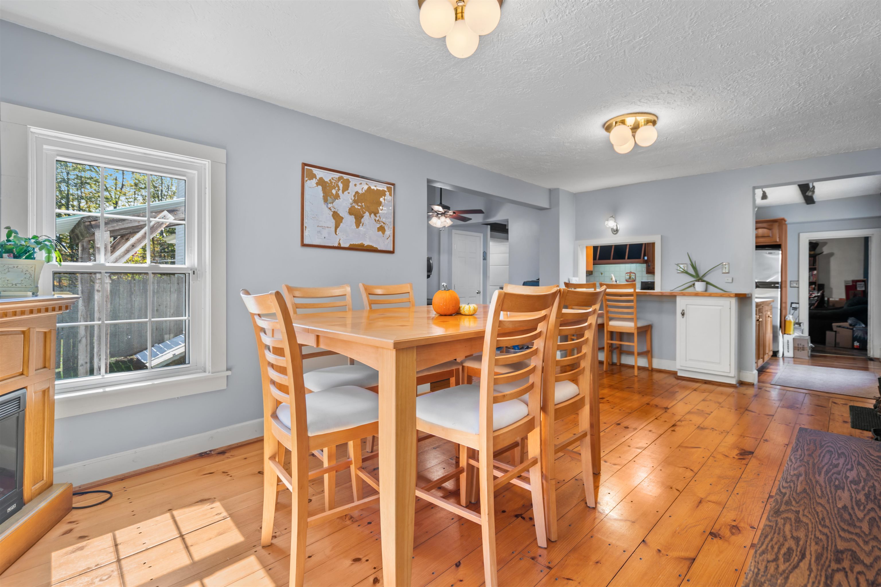 447 Center Road Hillsborough, NH 03244 - Photo 12 of 54