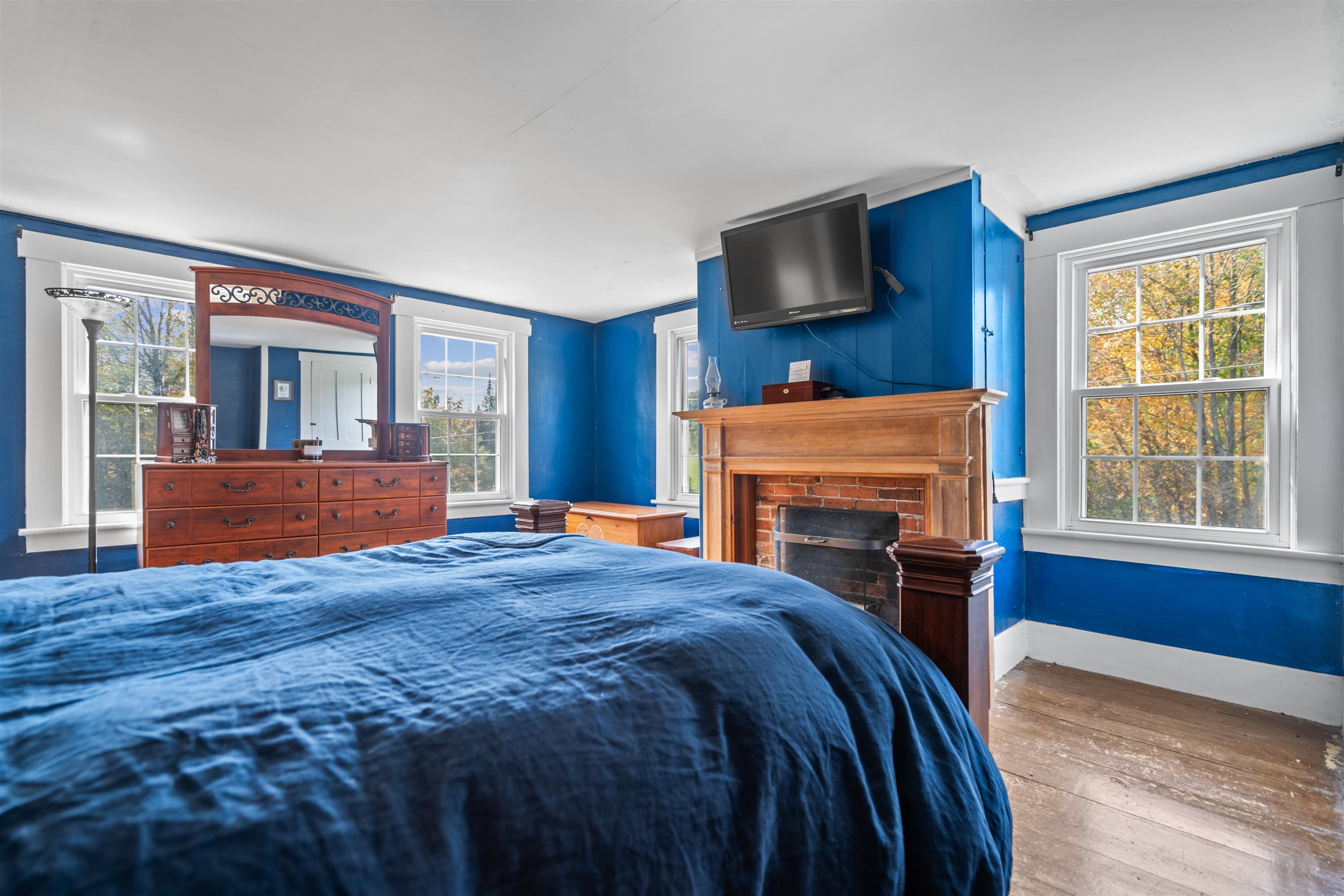 447 Center Road Hillsborough, NH 03244 - Photo 22 of 54