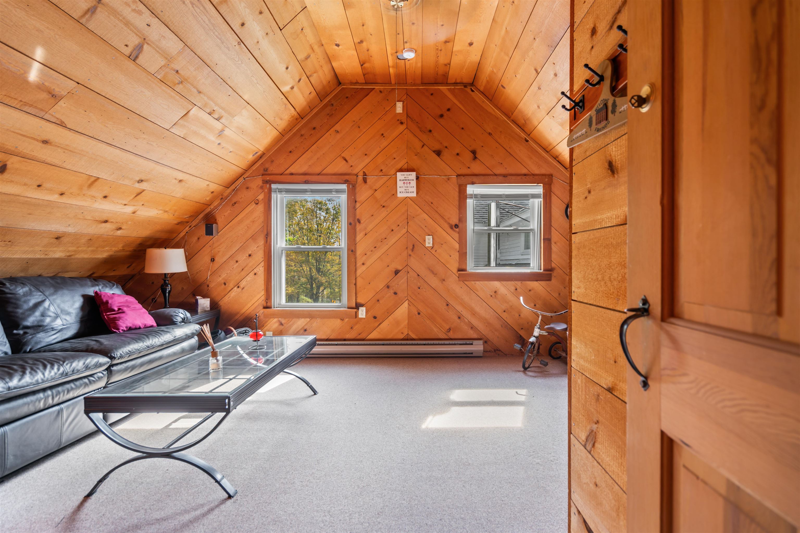 447 Center Road Hillsborough, NH 03244 - Photo 33 of 54