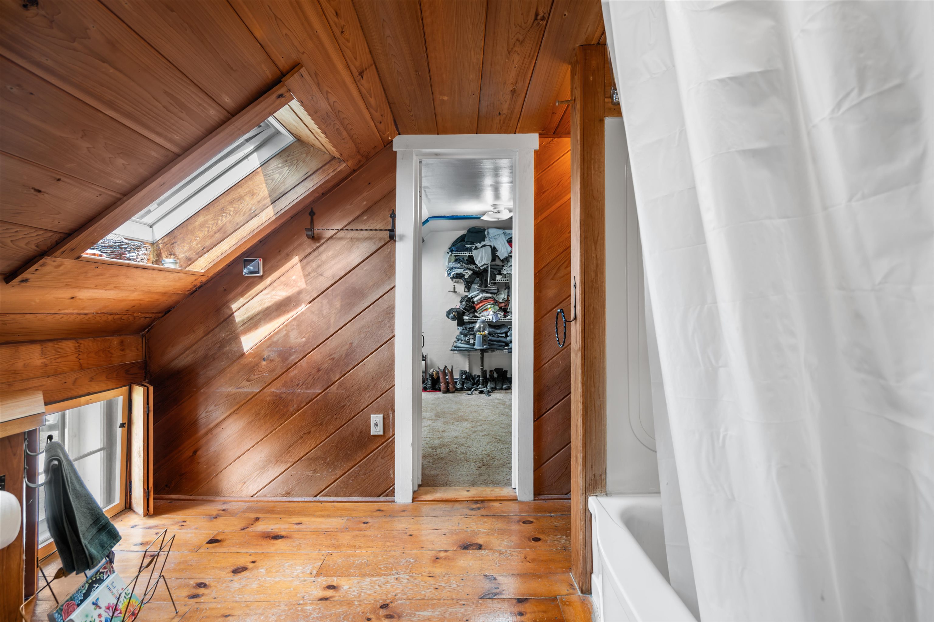 447 Center Road Hillsborough, NH 03244 - Photo 42 of 54