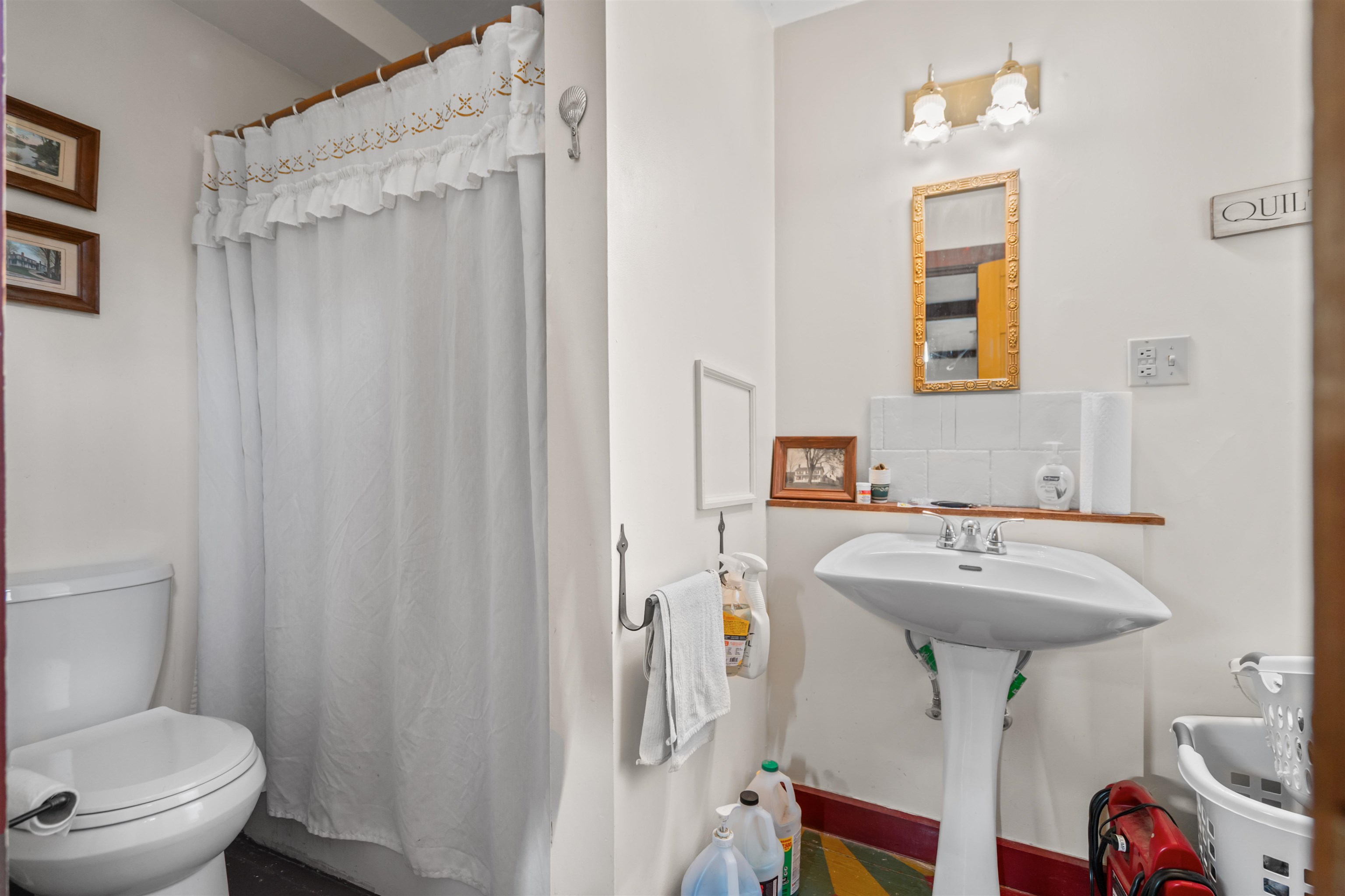 447 Center Road Hillsborough, NH 03244 - Photo 45 of 54