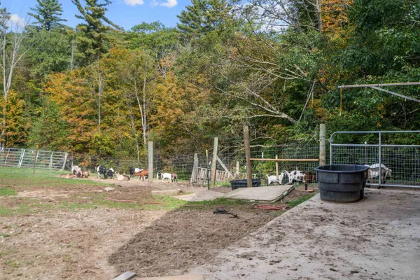 $829,900 | 447 Center Road, Hillsborough, NH 03244