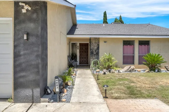 $377,000 | 4883 East Geary Avenue, Fresno, CA 93725
