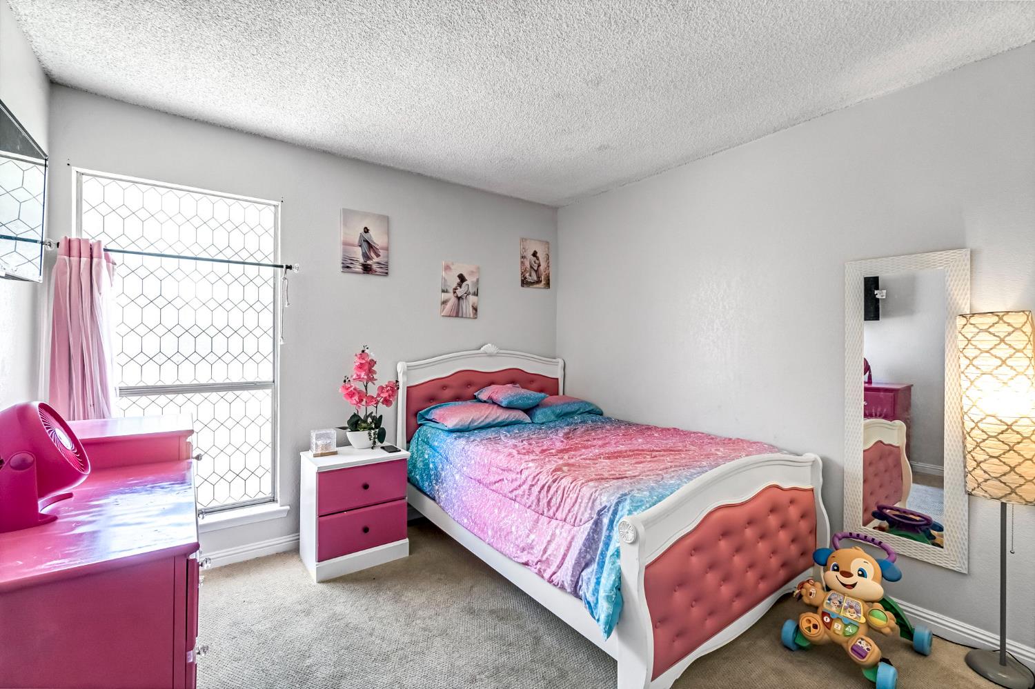 4883 East Geary Avenue Fresno, CA 93725 - Photo 15 of 32