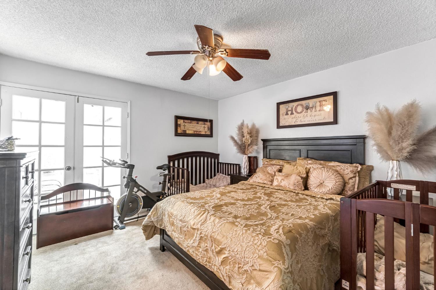 4883 East Geary Avenue Fresno, CA 93725 - Photo 23 of 32