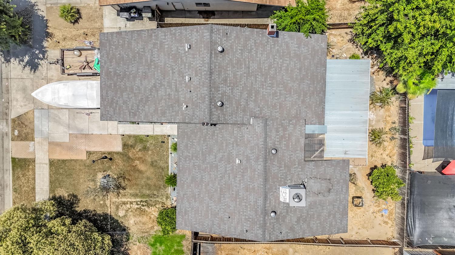 4883 East Geary Avenue Fresno, CA 93725 - Photo 30 of 32