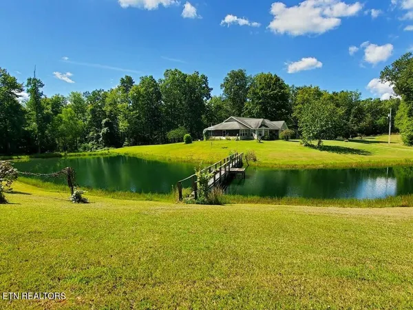 $925,000 | 439 Elvira Lane, Winfield, TN 37892