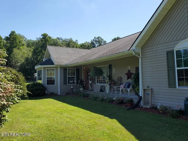 $925,000 | 439 Elvira Lane, Winfield, TN 37892