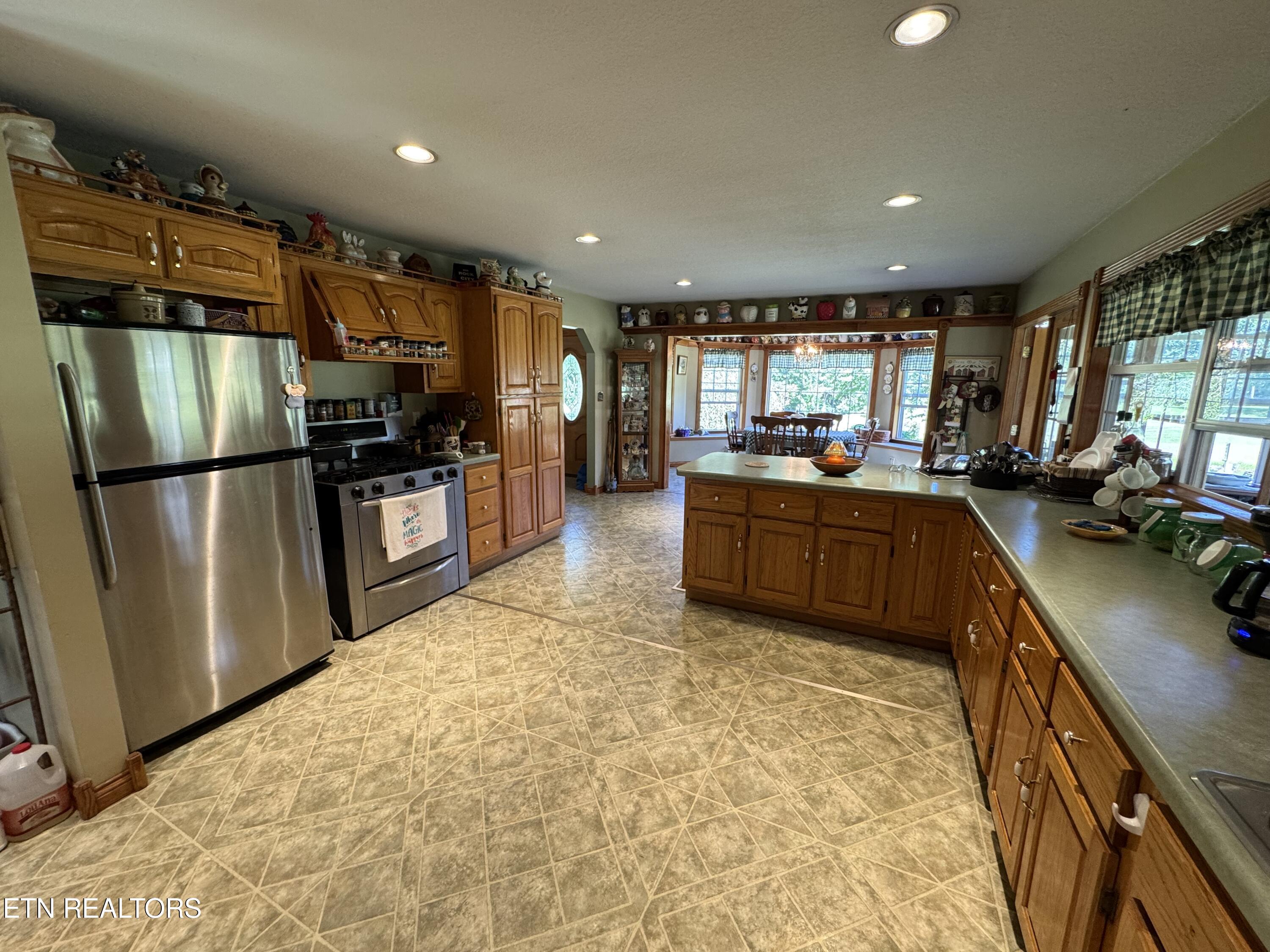 439 Elvira Lane Winfield, TN 37892 - Photo 18 of 52 IMG_9174