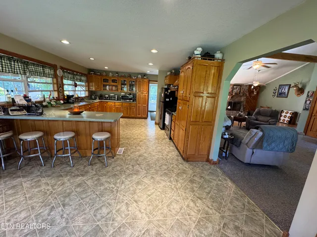 $925,000 | 439 Elvira Lane, Winfield, TN 37892