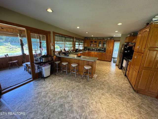 $925,000 | 439 Elvira Lane, Winfield, TN 37892