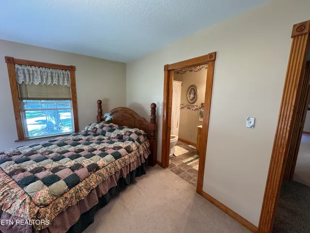 $925,000 | 439 Elvira Lane, Winfield, TN 37892