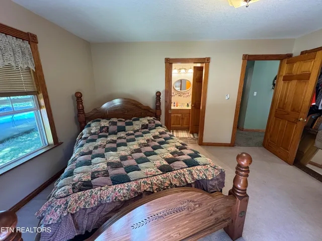 $925,000 | 439 Elvira Lane, Winfield, TN 37892