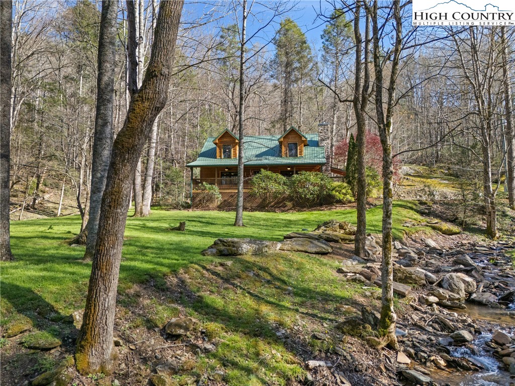 235 Old Reece Road Banner Elk, NC 28604 - Photo 6 of 38 Gallery Image 6