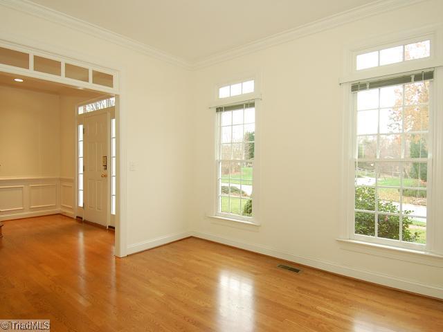 1825 Curraghmore Road Clemmons, NC 27012 - Photo 3 of 16 Living Room.
