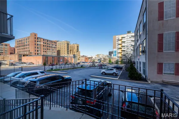 $55,000 | 210 North 17th Street, Unit 1011, St. Louis, MO 63103